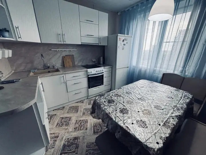 Братск: Квартира Двухкомнатная на Улице Пирогова 9