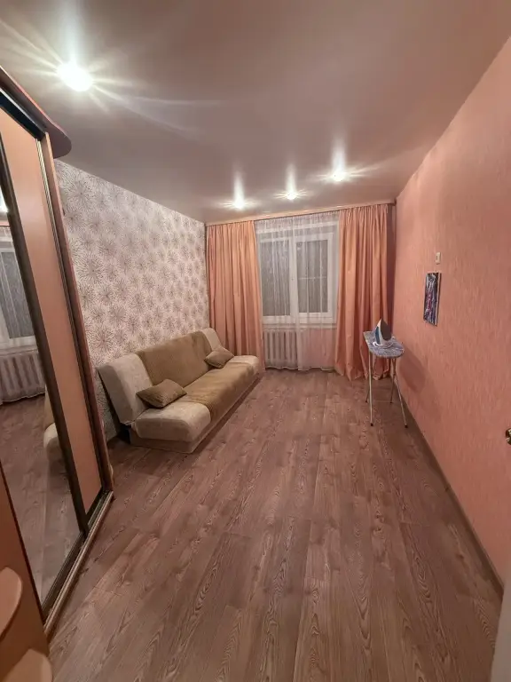 Братск: Квартира Двухкомнатная на Улице Пирогова 9