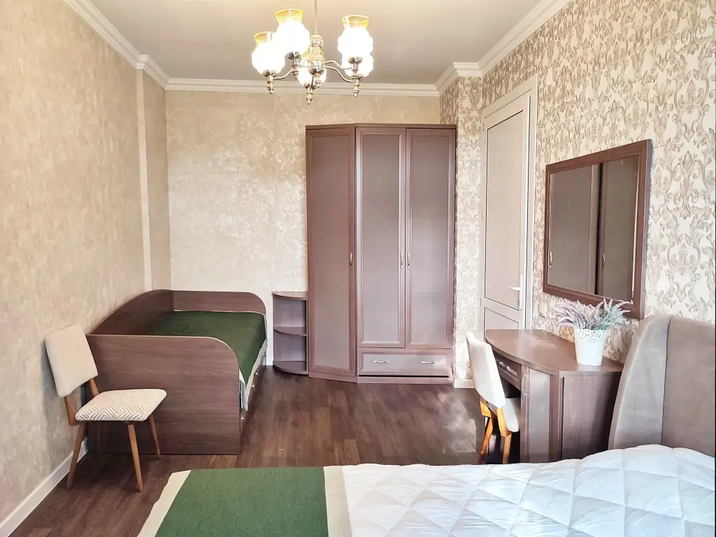 Красноярск: Квартира на Свободном Проспекте 32/24