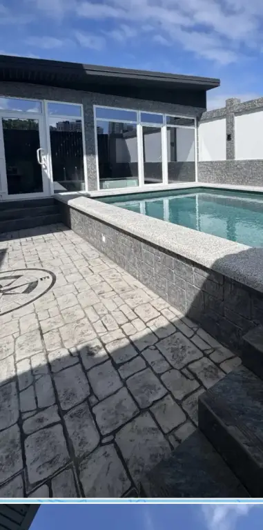 Новороссийск: Апартаменты Fresh House море близко