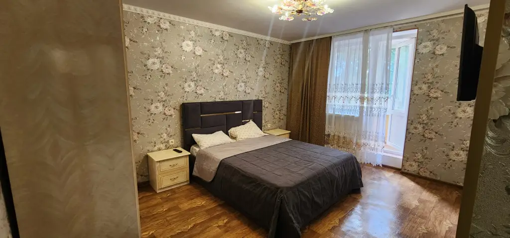 Симферополь: Квартира Большая в Центре Симферополя