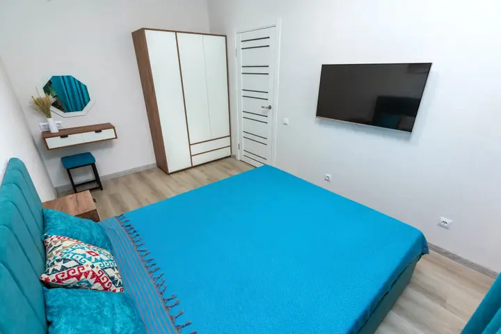 Тюмень: Квартира у реки Краснооктябрьская 10