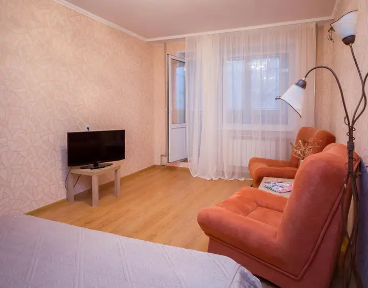 Белгород: Apartment na Esenina 24