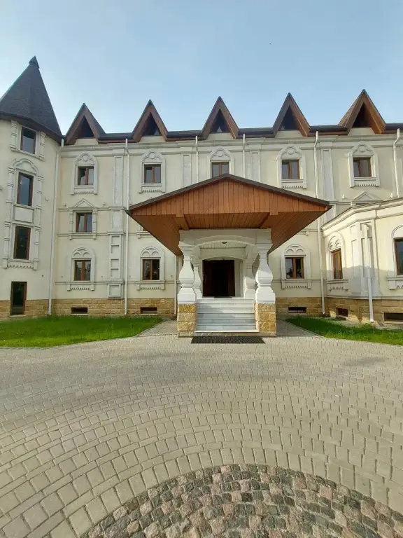 Снегири: Отель Загородная Гостиница Русь