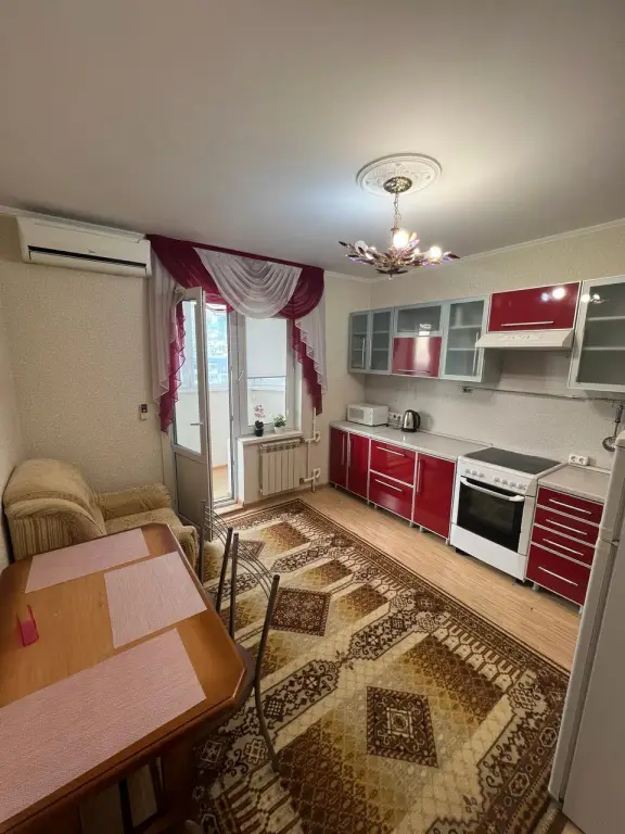 Новороссийск: Квартира На Южной 3