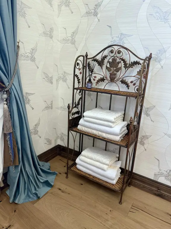 carousel image 2