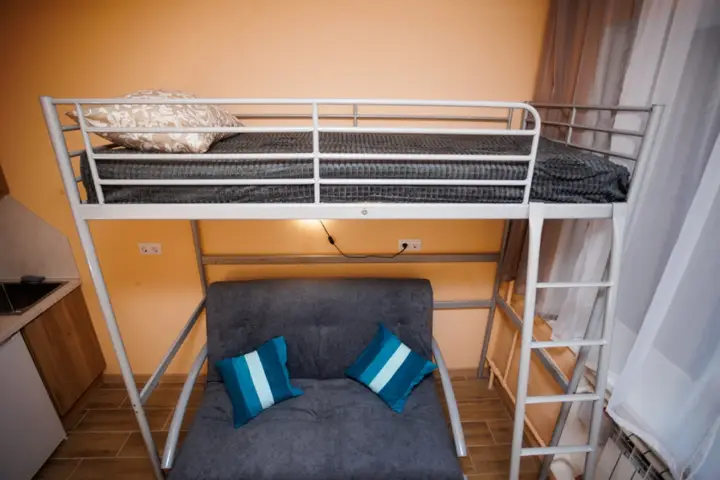Великий Новгород: Апартаменты в Сердце Города 400 Шагов до Кремля