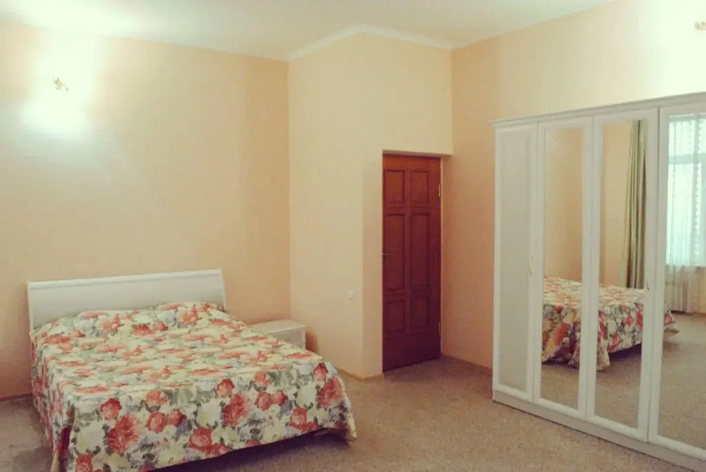 Сочи: Hotel Sofiya