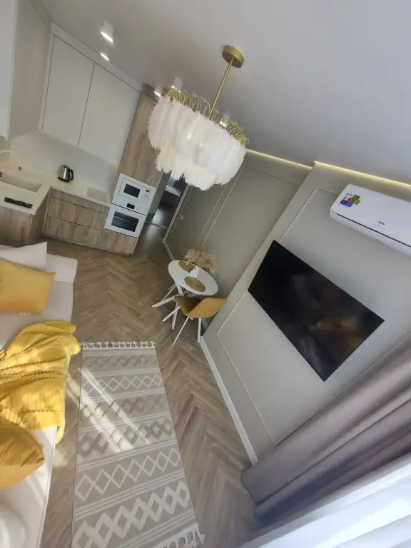 Кемерово: Квартира Шикарная пр Октябрьский 30б 2подьезд