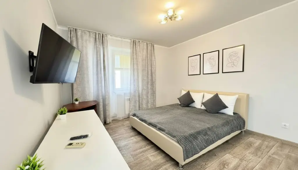 Квартира Astra Apartments с видом на город — фото 1