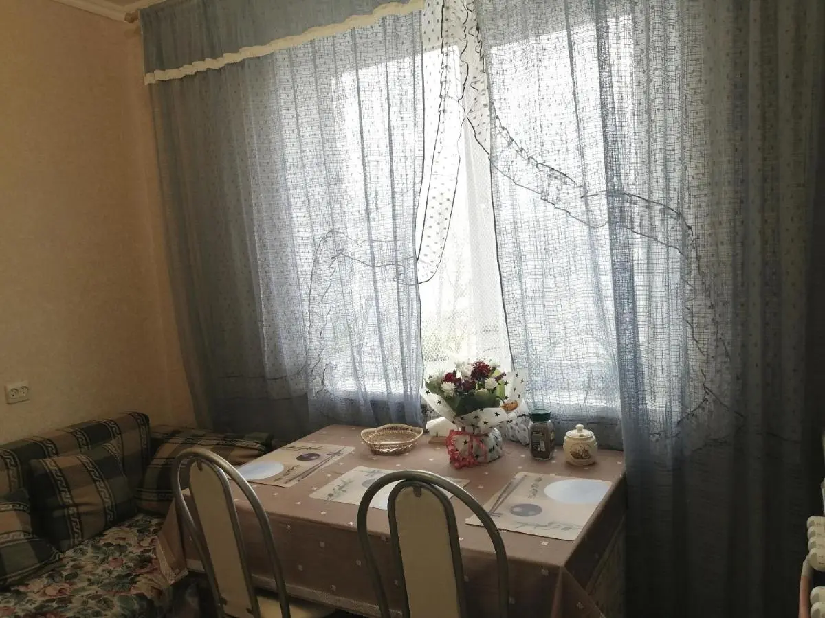 Старый Оскол: Apartments in Zhukova Microdistrict