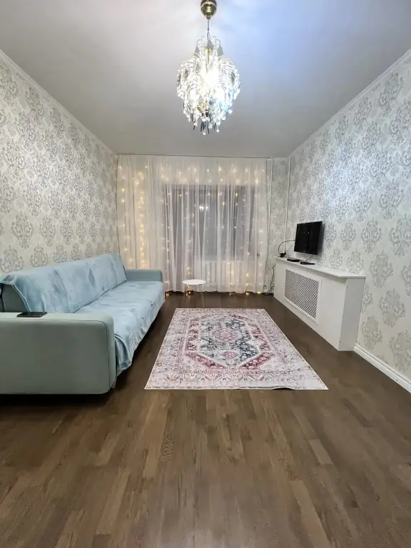 Элиста: Квартира Уютная в Центре Элисты