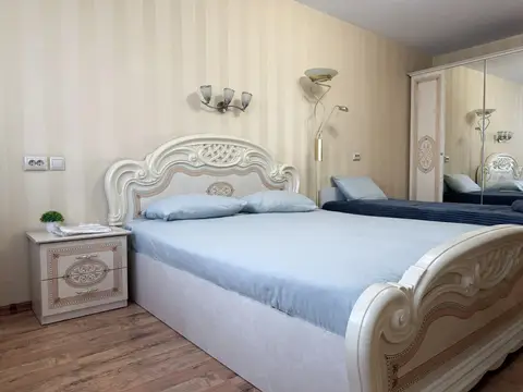 Квартира Просторная рядом с центром Мурманска — фото 1