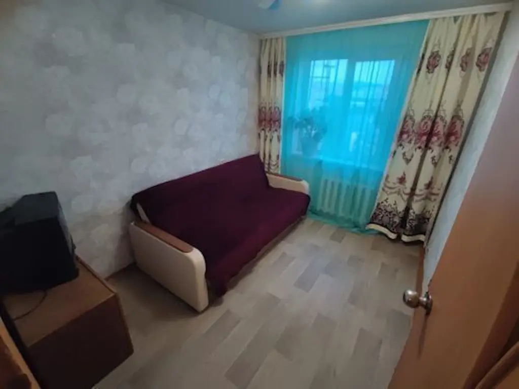 Владивосток: Квартира на улице Кирова 14/2