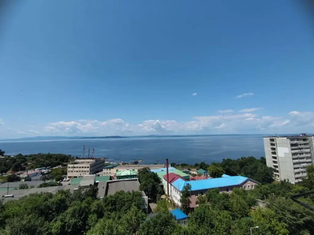 Владивосток: Квартира на улице Кирова 64