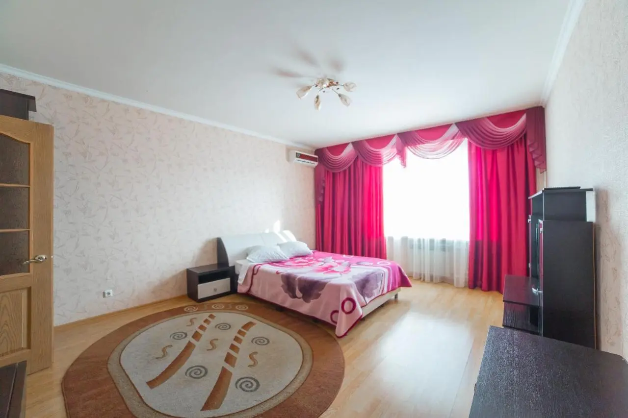 Старый Оскол: Apartments on Stepnom