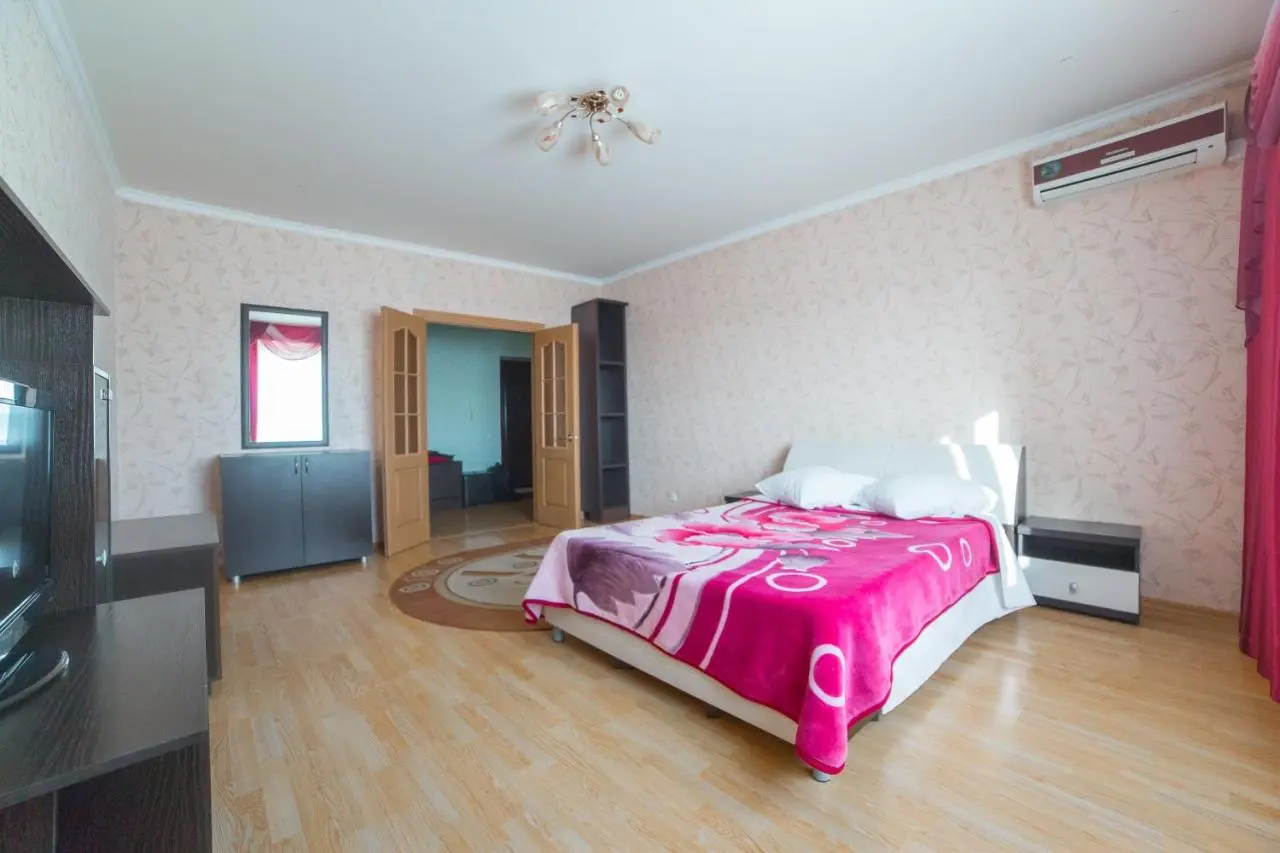 Старый Оскол: Apartments on Stepnom