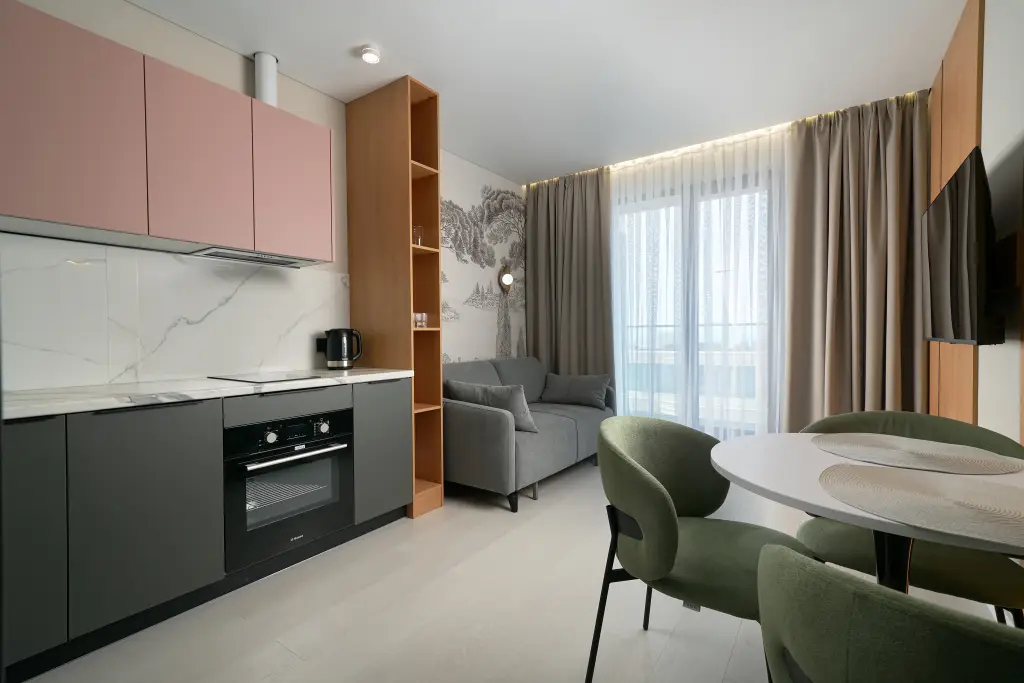 Сочи: Апартаменты Стандарт двухкомнатный Sea View 5 корпус