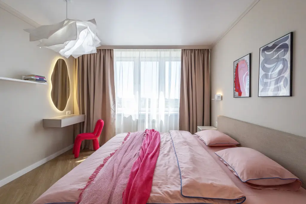 Апартаменты Новые 3х-комнатные апартаменты в центре Омска, 85 м², до 6 гостей — фото 1