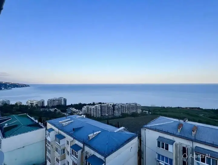 Ялта: Апартаменты Двухэтажные с видом на море Ялтинскую бухту и горы