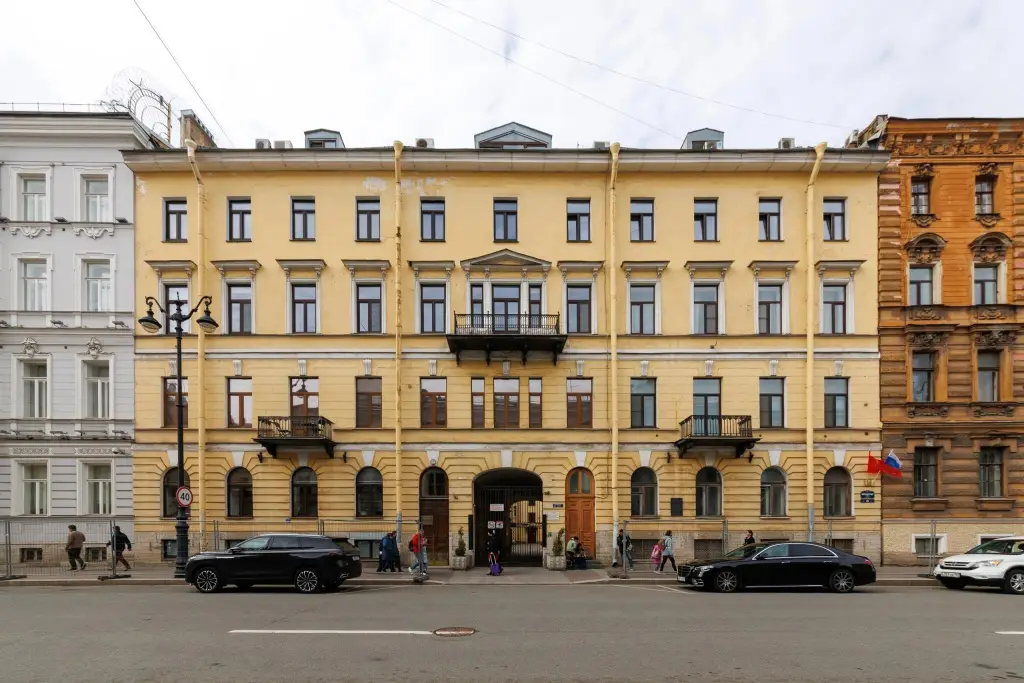DeRent Aparts на улице Миллионная 29 — фото 1