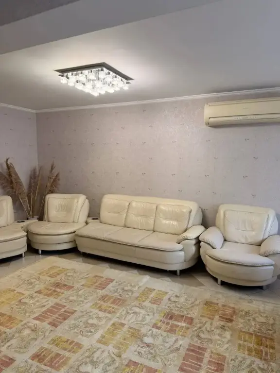 Сочи: Квартира Уютная Рядом с Парком Ревьера