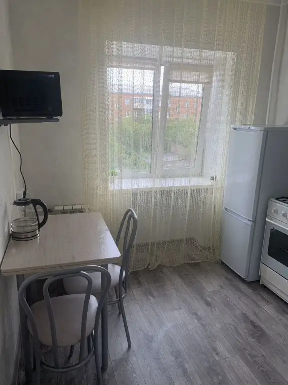 Красноярск: Квартира на Парижской Коммуны 30/29