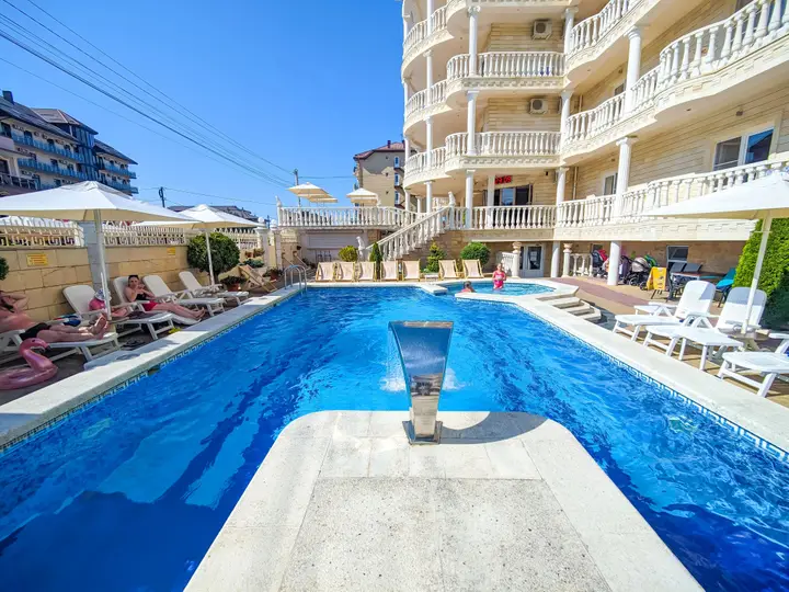 Анапа: Отель Аттика
