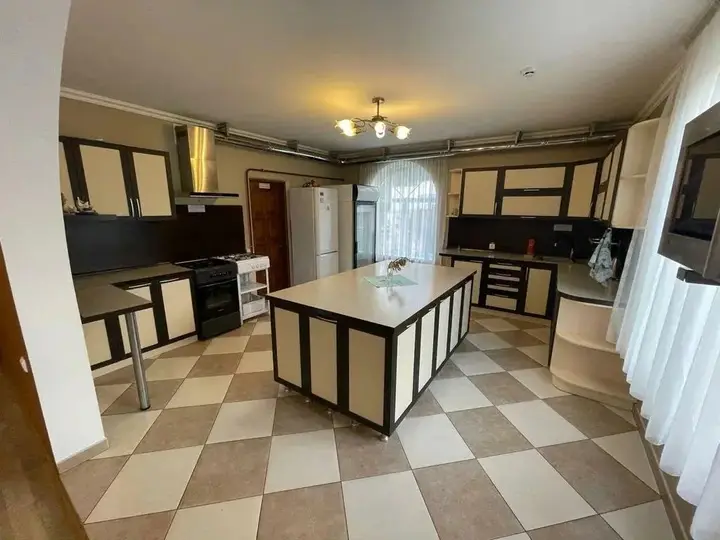 Красная Поляна: Inn Viktoriya