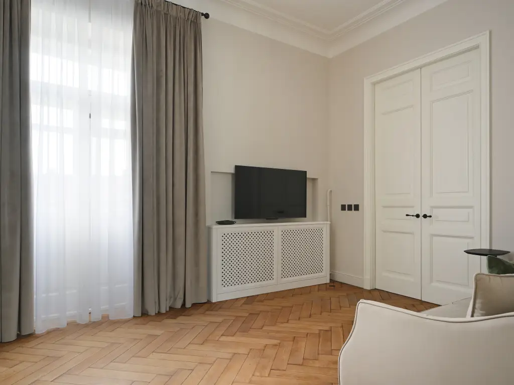 Санкт-Петербург: Апартаменты D Apartments в Роскошном Особняке с Анфиладой и Балконом