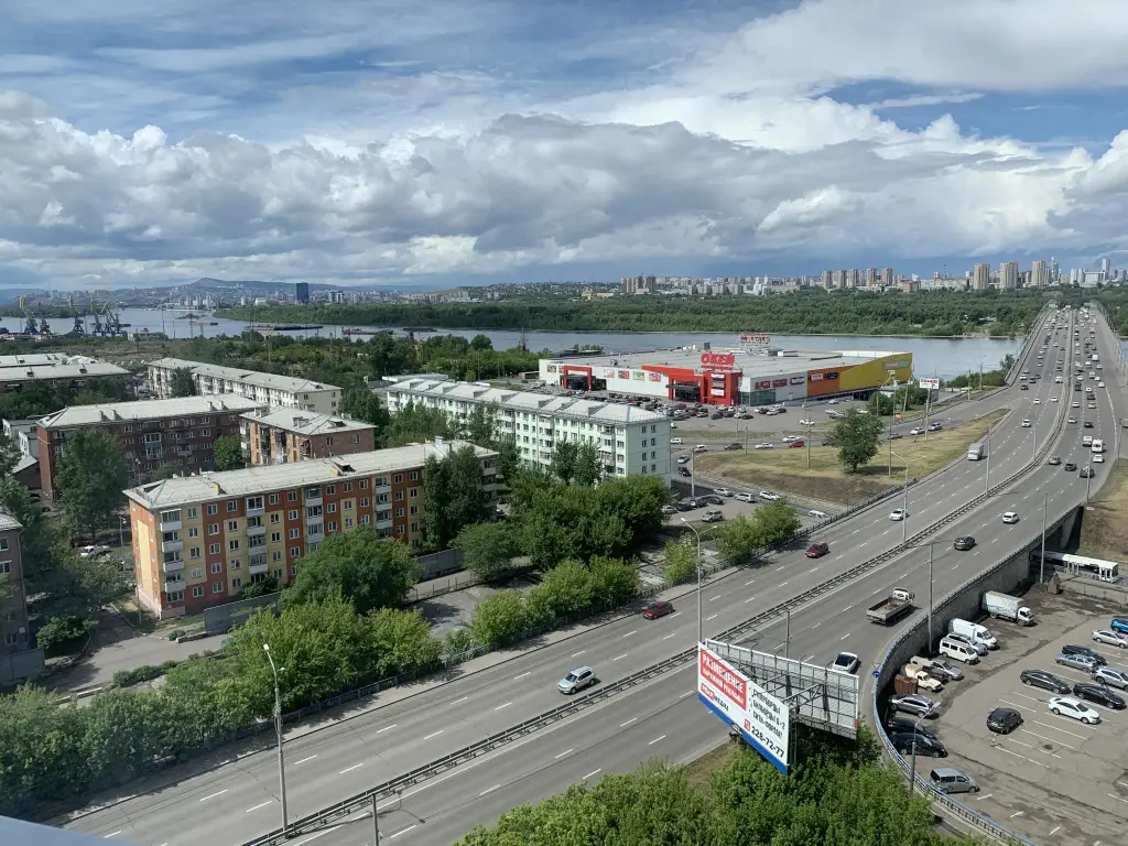 Квартира С панорамным видом на город с 13 этажа Б — фото 1