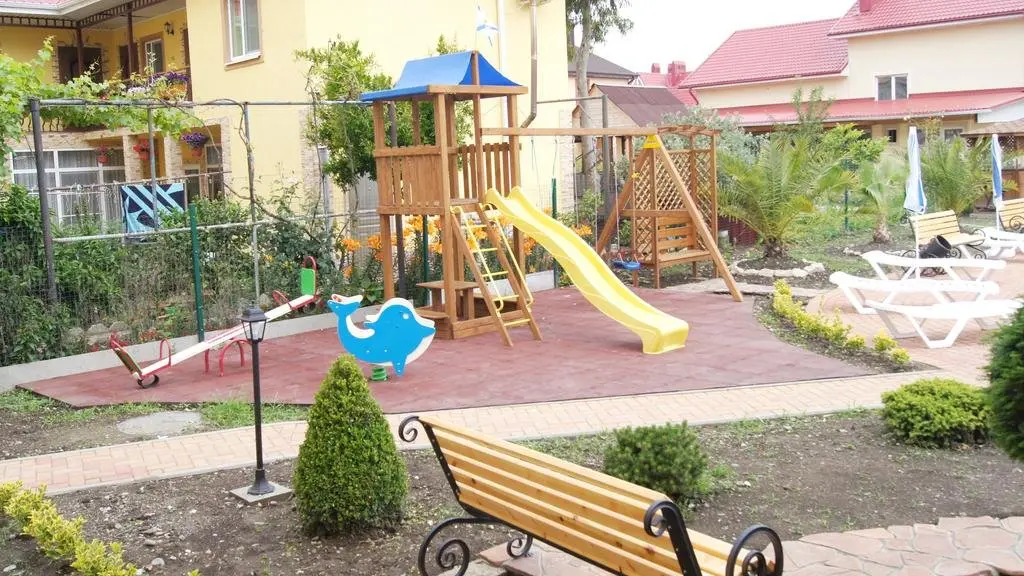 Сочи: Гостевой дом Паруса