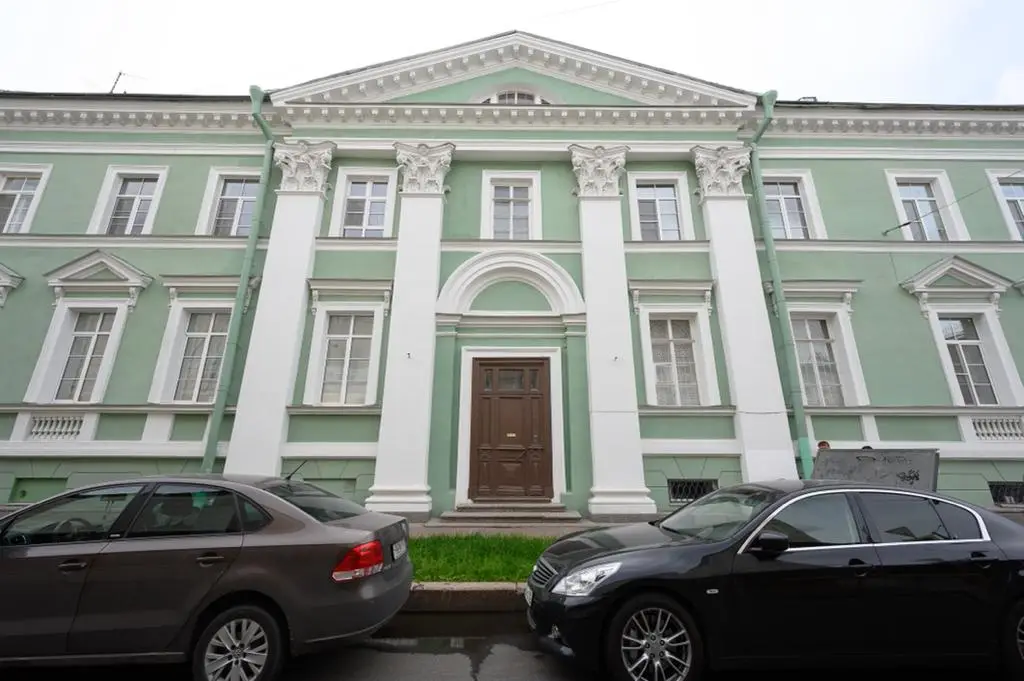Апартаменты Двухуровневые с 2 Спальнями у Эрмитажа — фото 1