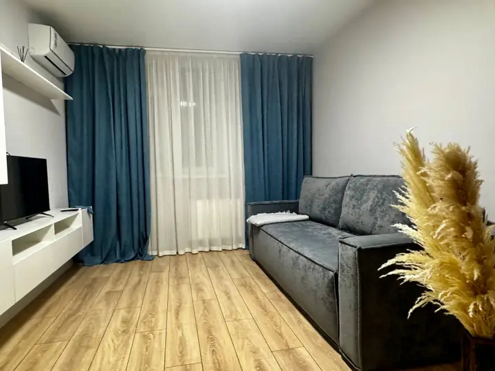 Краснодар: Квартира 2-к., 62 м²