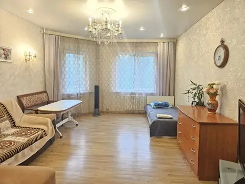 Квартира Просторная трехкомнатная квартира — фото 1
