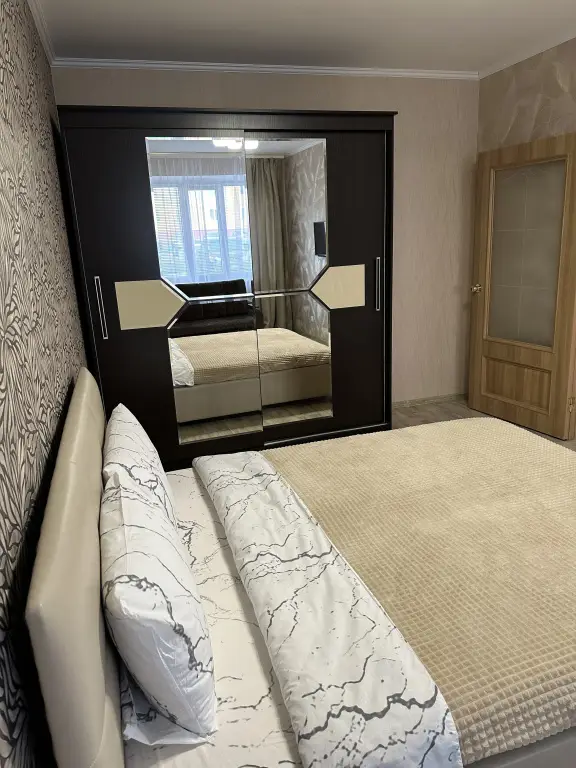 Курск: Квартира на ул. Домостроителей 3