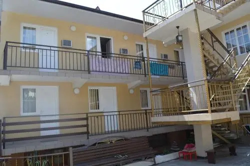 Сочи: Na Dekabristov 149 A Guest House