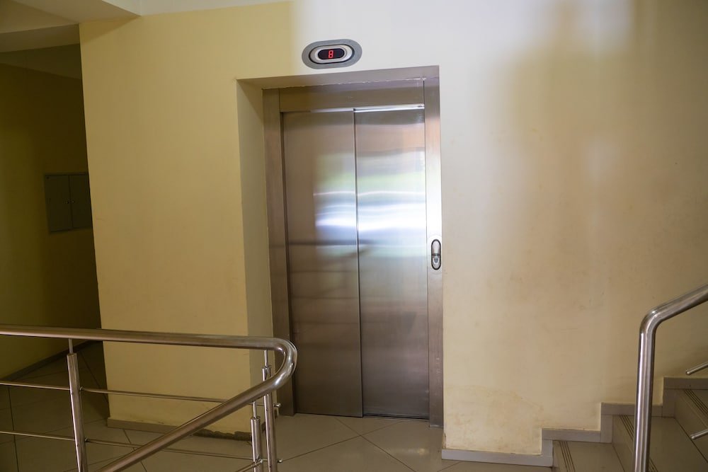Сочи: More Apartments na Dmitrievoy 2A (2)