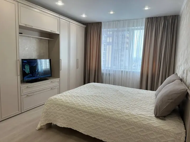 Курск: Квартира на проспекте Дружбы, 19Д