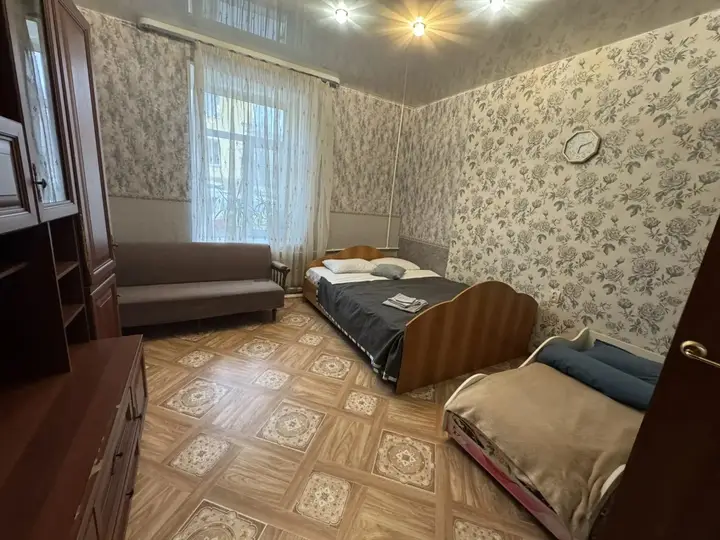 Кировград: Квартира Просторная в Центре