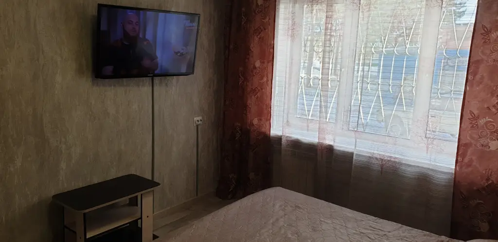 Братск: Квартира Трёхкомнатная на Пирогова