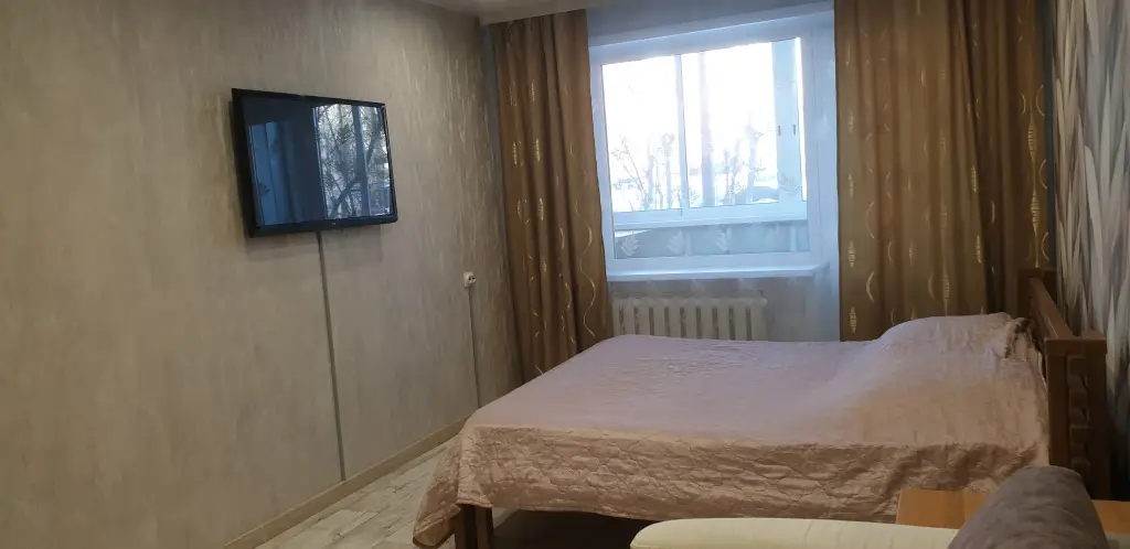 Братск: Квартира Трёхкомнатная на Пирогова