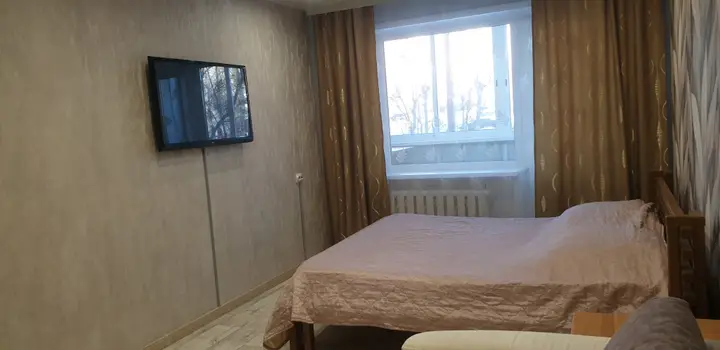 Братск: Квартира Трёхкомнатная на Пирогова
