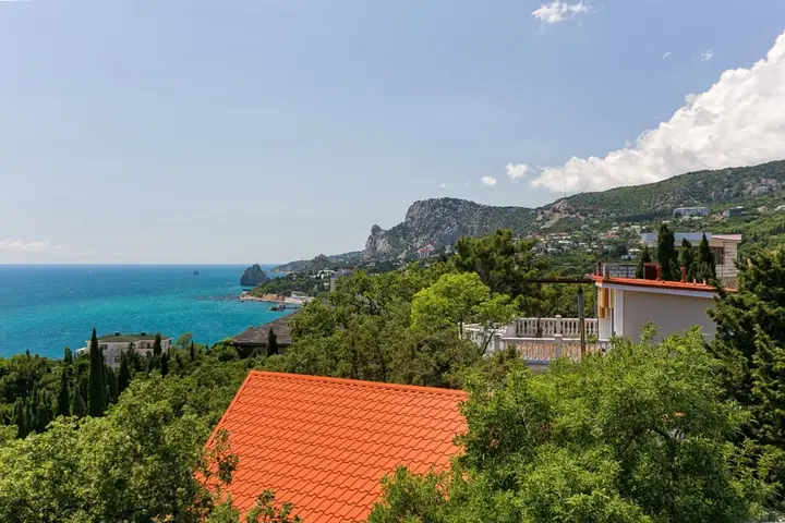 Алупка: Гостевой дом Тутто Бене