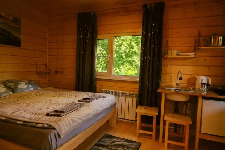 Онгудай: Bars Glamp (Барс Глэмп)