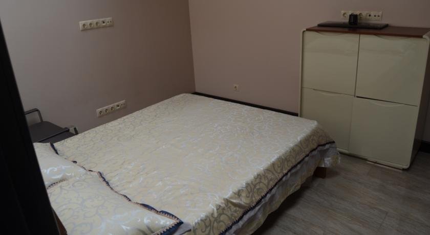 Эсто-Садок: Папа Плов