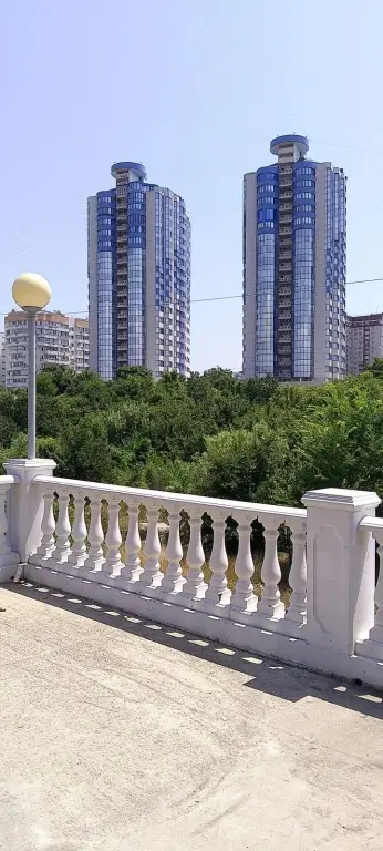 Апартаменты Студия 30кв м в доме элит класса — фото 1
