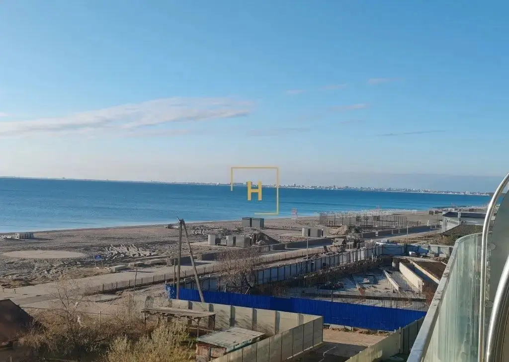 Саки: Апартаменты с видом на морe в комплeксе Олa-Апaрт