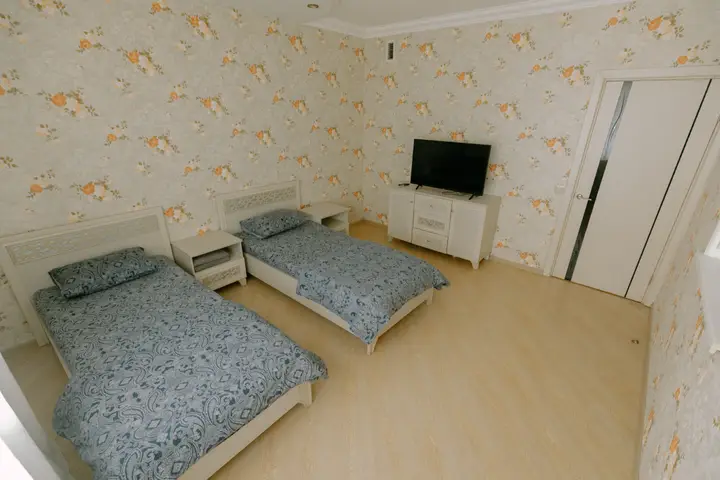 Обнинск: Квартира 6 Спальных мест 15