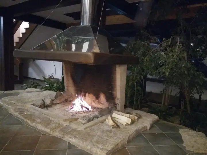 Эсто-Садок: Raduzhny Guest House